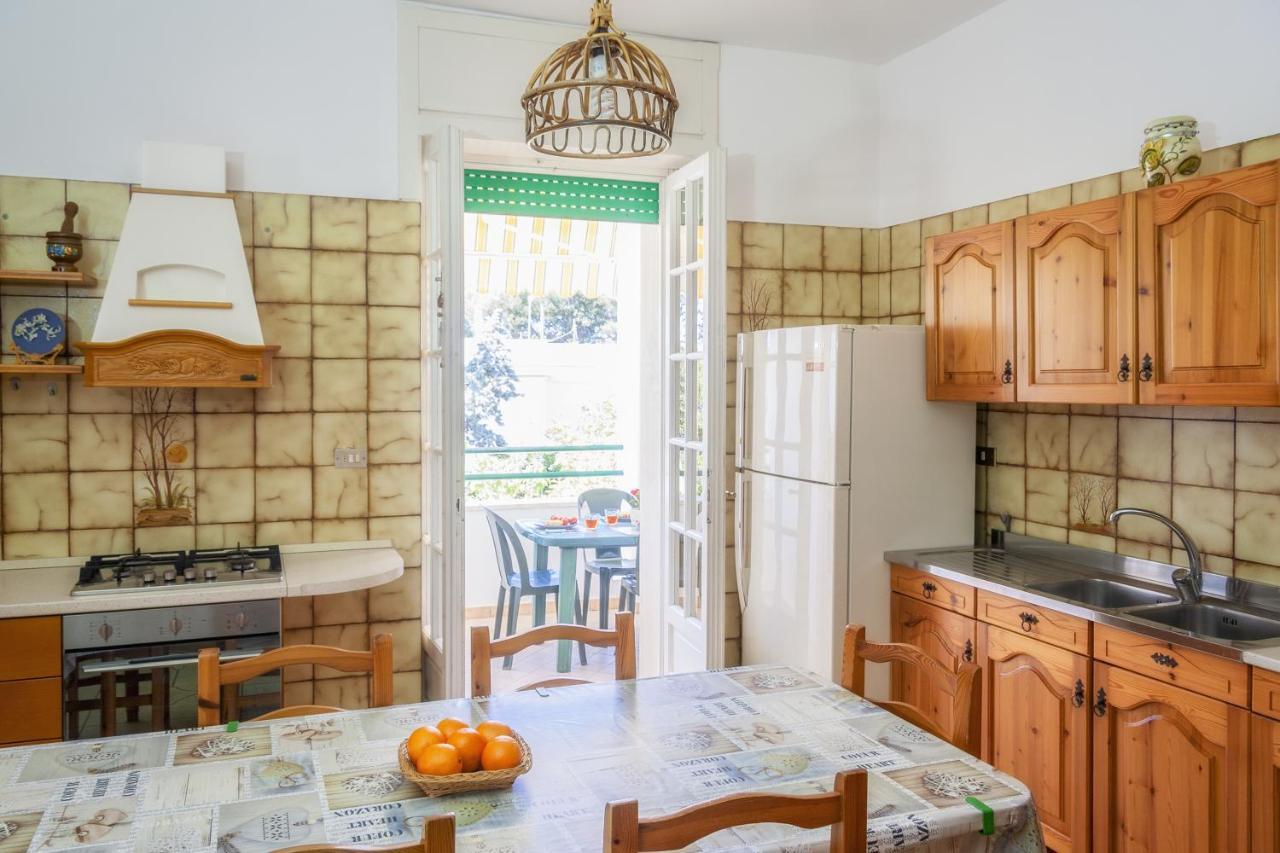 Villetta Lungomare Gallipoli - Family House 마리나디만카베르사 외부 사진